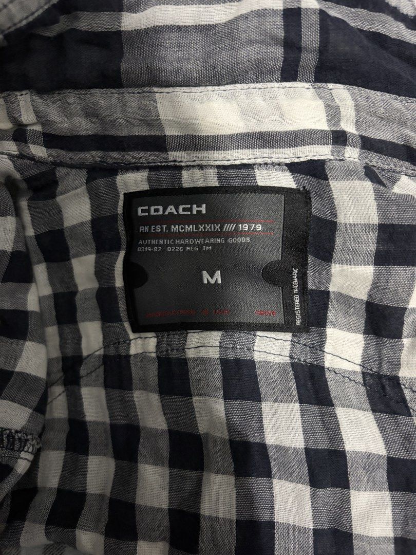 COACH Flannel / Checkered Black and White Longsleeve Button-up (Category: Tshirts & Polo Shirts ) located in Santa Maria. Submitted by rowletting (Listing ID 1437317261, Image 2). Description: worn twice, good condition, reason for selling: just not my style anymore.