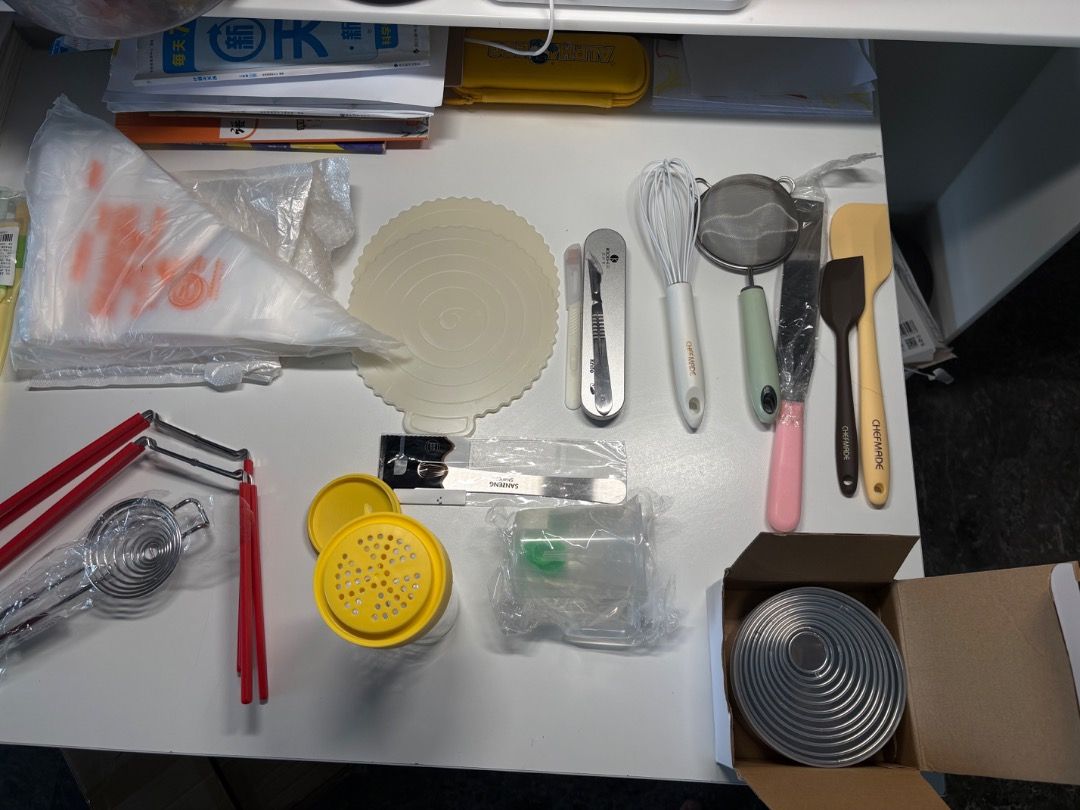 Complete Baking Supplies Set - Brand New451126025813370880