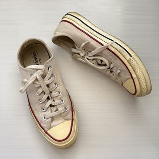 (Category: ) located in . Submitted by gccwardrobe (Listing ID 1437276902, Image 1). Description: .