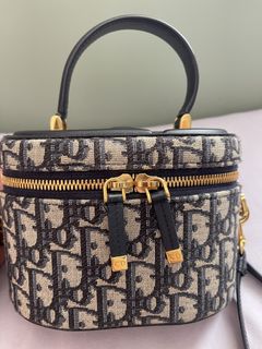 （分類：）位於 。 由 Miss_Chole 提交（商品編號 1437237985，圖片 1）。簡介： 。