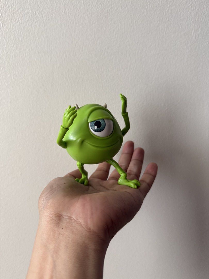 Disney Pixar Mike Wazowski Monsters Inc (Category: Figurines & Statues) located in Manila. Submitted by lyledizon (Listing ID 1437252355, Image 3). Description: Disney Pixar Mike Wazowski Monsters Inc Mattel Good condition Articulated Moving eyes .