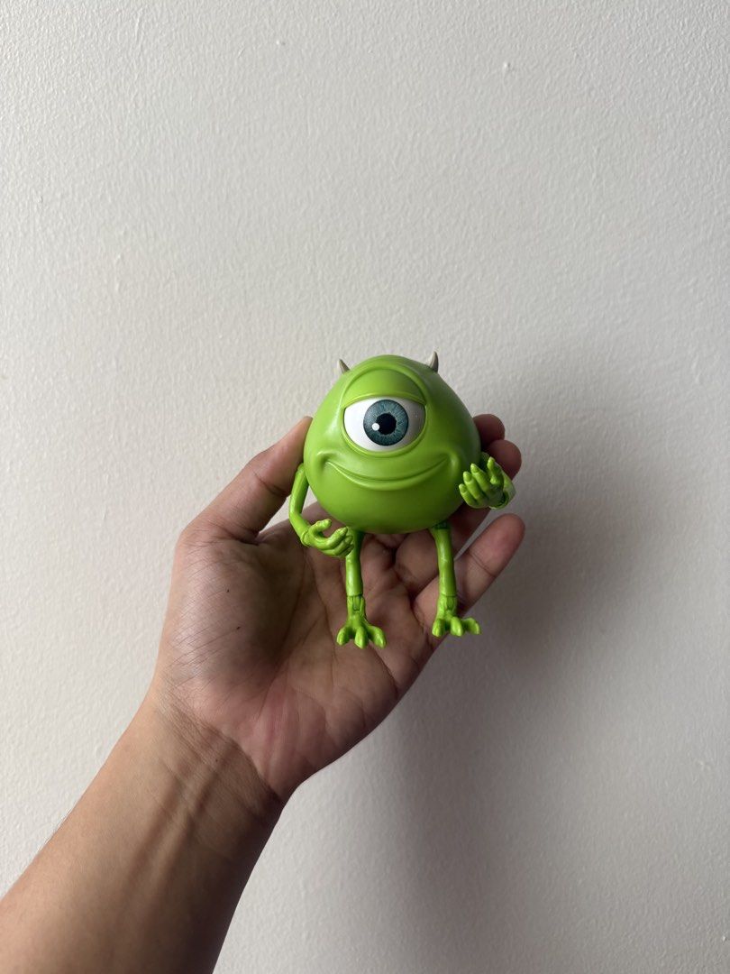 Disney Pixar Mike Wazowski Monsters Inc (Category: Figurines & Statues) located in Manila. Submitted by lyledizon (Listing ID 1437252355, Image 1). Description: Disney Pixar Mike Wazowski Monsters Inc Mattel Good condition Articulated Moving eyes .