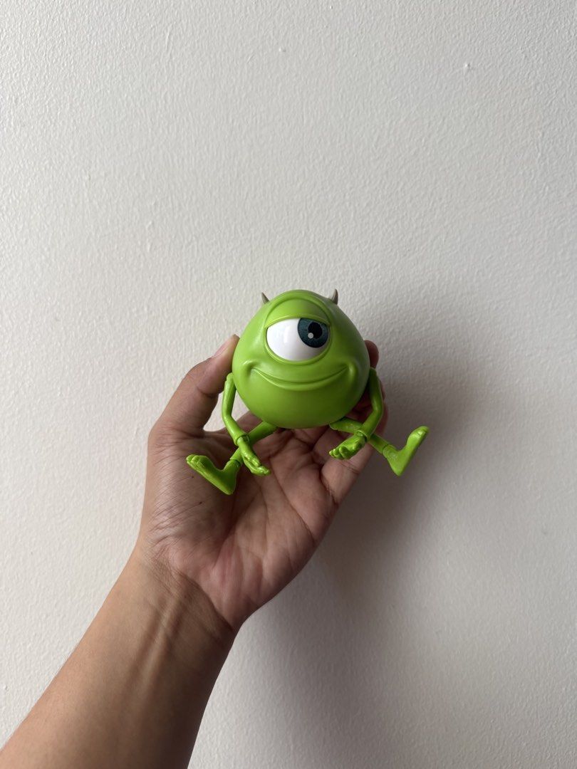 Disney Pixar Mike Wazowski Monsters Inc (Category: Figurines & Statues) located in Manila. Submitted by lyledizon (Listing ID 1437252355, Image 2). Description: Disney Pixar Mike Wazowski Monsters Inc Mattel Good condition Articulated Moving eyes .