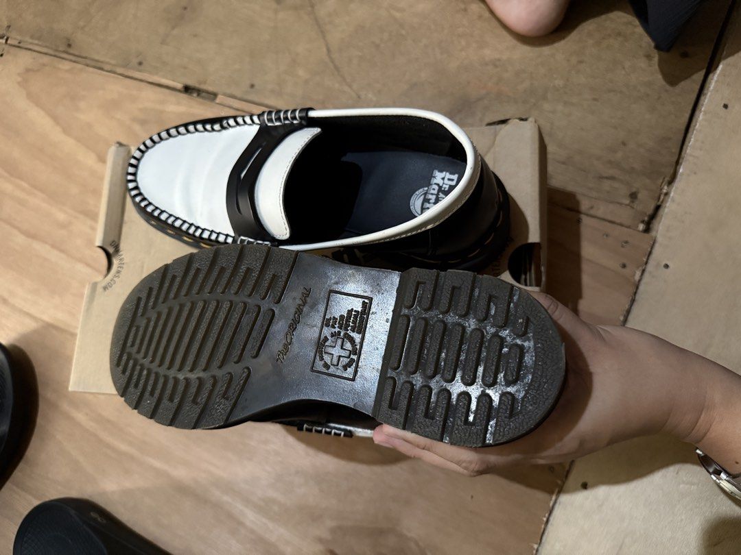 Dr. Martens Penton Black + White Loafers (Category: Loafers) located in Manila. Submitted by yhasmin_ (Listing ID 1437397027, Image 2). Description: - Dr. Martens Penton loafers - Color: Black and White - Classic loafer design - Size: UK 6 / EU 39 / US 7 (Women's) / US 8 (Men's) - Comes with original box .