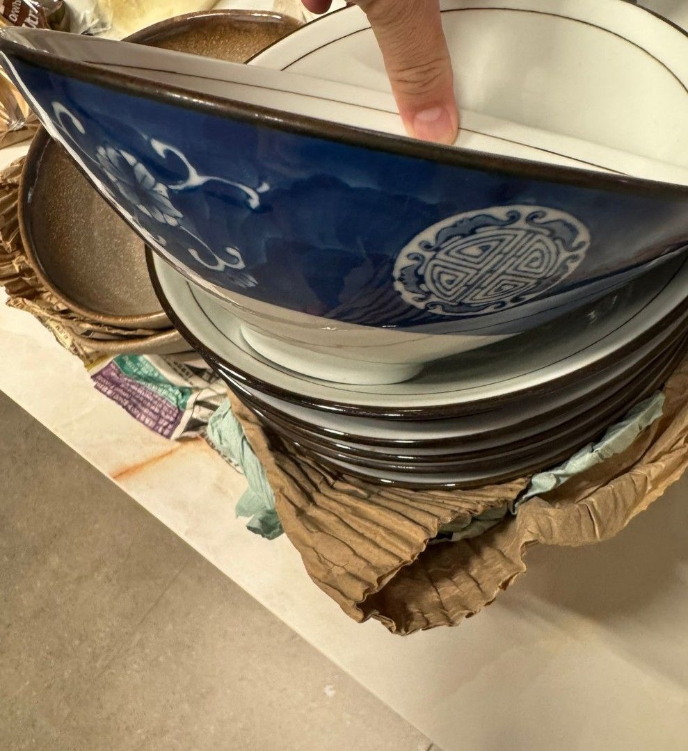 Elegant Ceramic Dinnerware Set451367337019975680