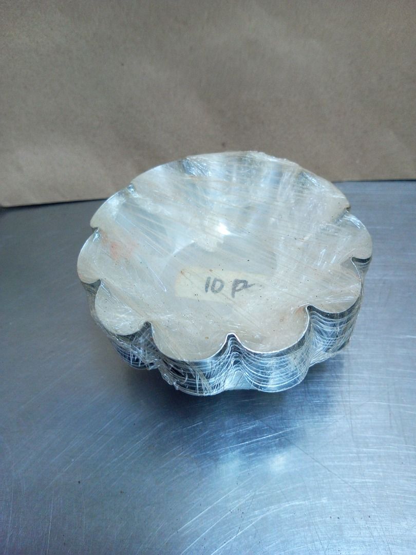 Ensaymada Pan Molder (Category: Bakeware) located in Quezon City. Submitted by foxsquaredeals (Listing ID 1437238840, Image 1). Description: 10pcs available RFS: Used from previous business Own pick up/SF shouldered by buyer. MOP: Cash upon pick up, BDO, BPI or Chinabank .