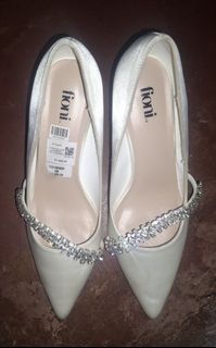 (Category: ) located in . Submitted by shophallyuwantph (Listing ID 1437287994, Image 1). Description: .