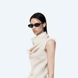 (Category: ) located in . Submitted by shoptny (Listing ID 1437274881, Image 1). Description: .
