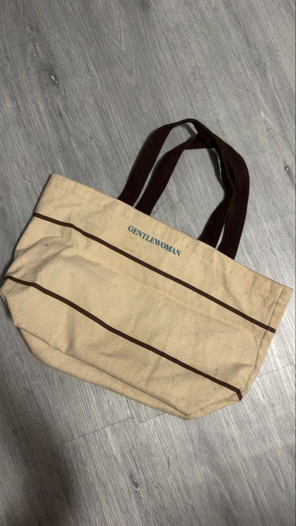 Gentlewoman Tote Bag (Category: Tote Bags) located in Antipolo. Submitted by chiilllyoo (Listing ID 1437347189, Image 2). Description: - Gentlewoman tote bag - bought in thailand - needs wash .
