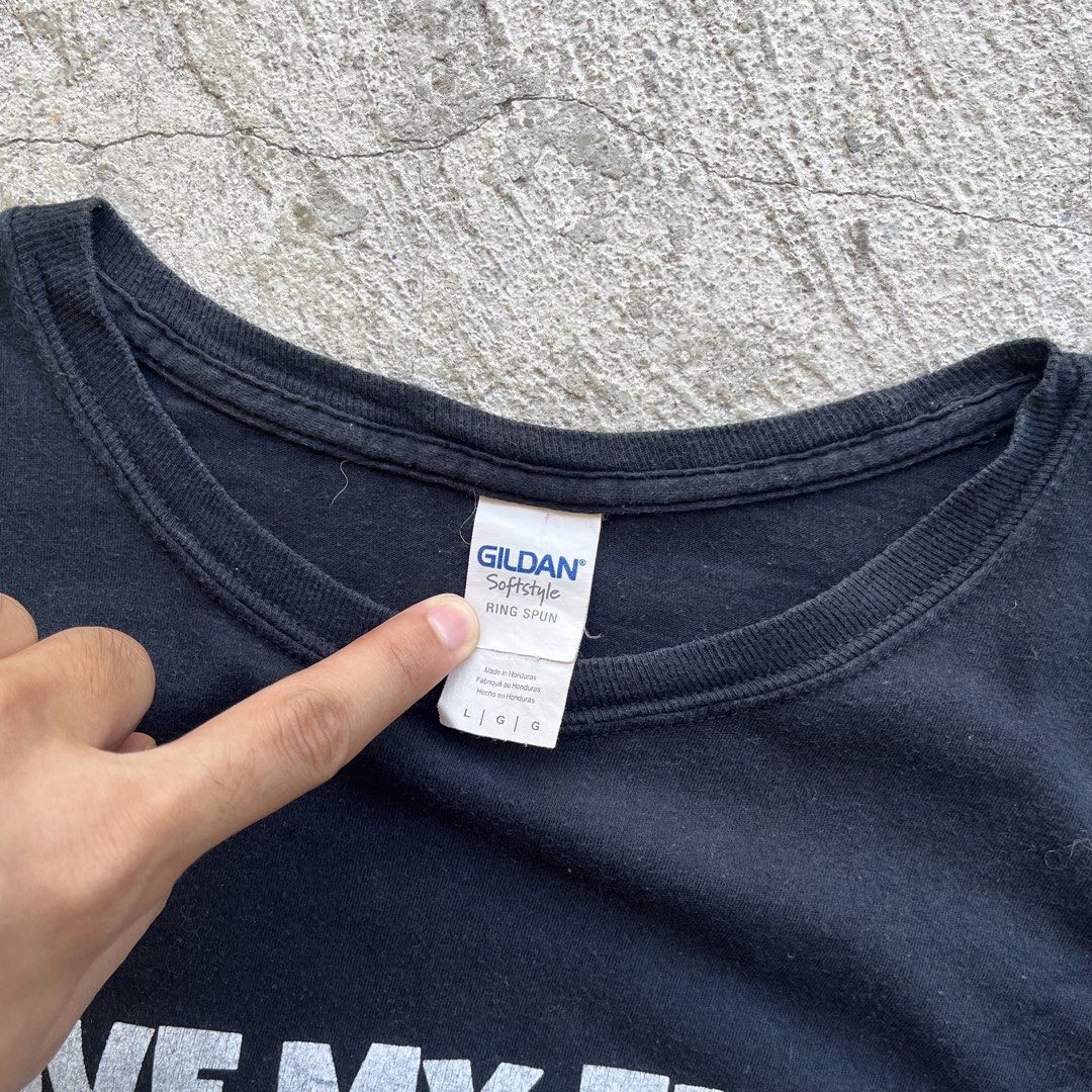 Gildan Statement Shirt (Category: Tshirts & Polo Shirts ) located in Batangas. Submitted by _thriftxplug (Listing ID 1437220514, Image 3). Description: Gildan Statement Shirt Size: Large Width 21 x 29 Length No issue Excellent condition Mine: ₱249.