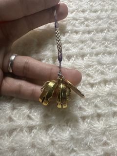 (Category: ) located in . Submitted by favoritepreloved (Listing ID 1437246088, Image 1). Description: .