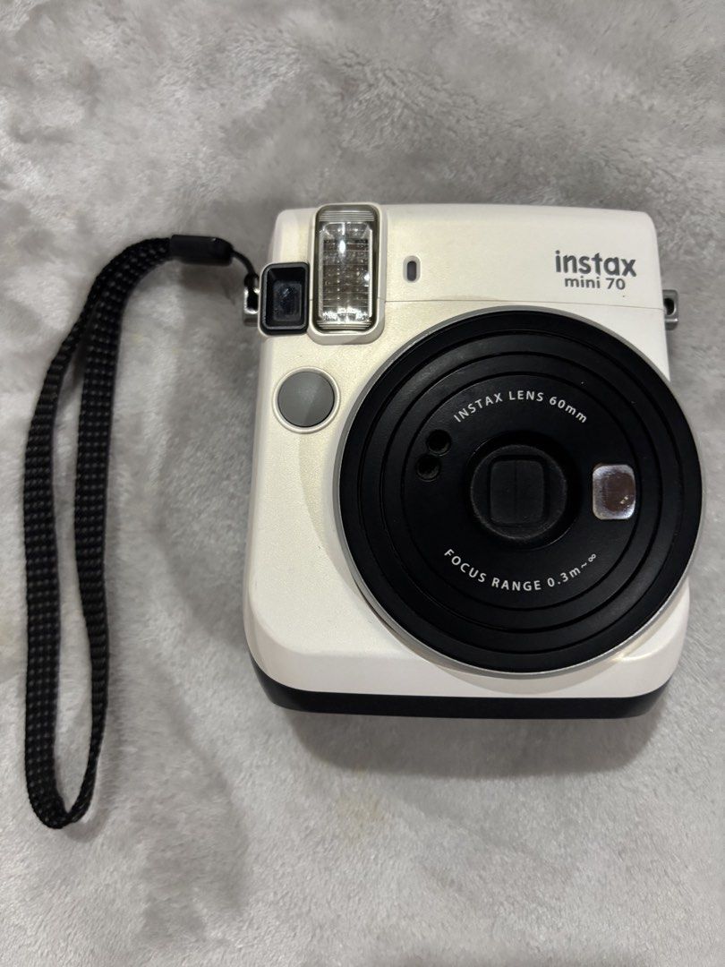 Instax Mini 70 (Category: Cameras) located in Manila. Submitted by makaisyu (Listing ID 1437305211, Image 3). Description: fixed price.