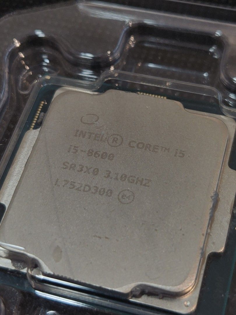 Intel Core i5-8600451547674517841920