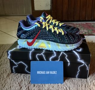 (Category: ) located in . Submitted by miv.snkrs (Listing ID 1437309815, Image 1). Description: .