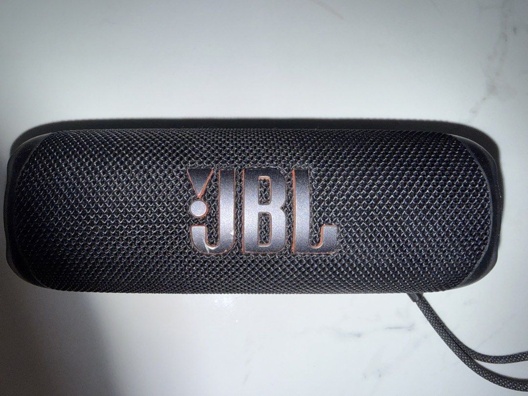 JBL Flip 6 Portable Bluetooth Speaker451533339687669760