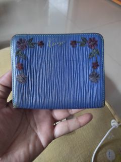 (Category: ) located in . Submitted by chuchay1017 (Listing ID 1437260493, Image 1). Description: .