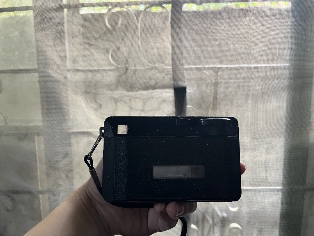 Kodak Instamatic 76-X Camera (Category: Cameras) located in Manila. Submitted by blastermarie (Listing ID 1437261231, Image 3). Description: - Vintage Kodak Instamatic 76-X camera - Features a Kodar lens - Comes with the original box - Built-in flash - Stylish black body - Film compartment accessible - Includes a camera strap - Perfect for classic film photography - no sample shots - last gamit nito gumagana pa.