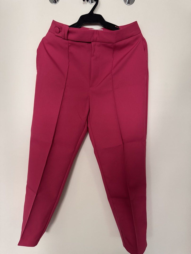 Lealea Studio Charlotte Pants - Pink - Size L (Category: Other Bottoms) located in Quezon City. Submitted by katharus (Listing ID 1437311425, Image 1). Description: - Lealea Studio Charlotte pants - Color: Pink - Size: L - Waist: 29-30 inches (77 cm) - Hips: 40 inches (102 cm) - Condition: New, in original packaging - Features: Button closure, tailored design RFS: Wrong size.