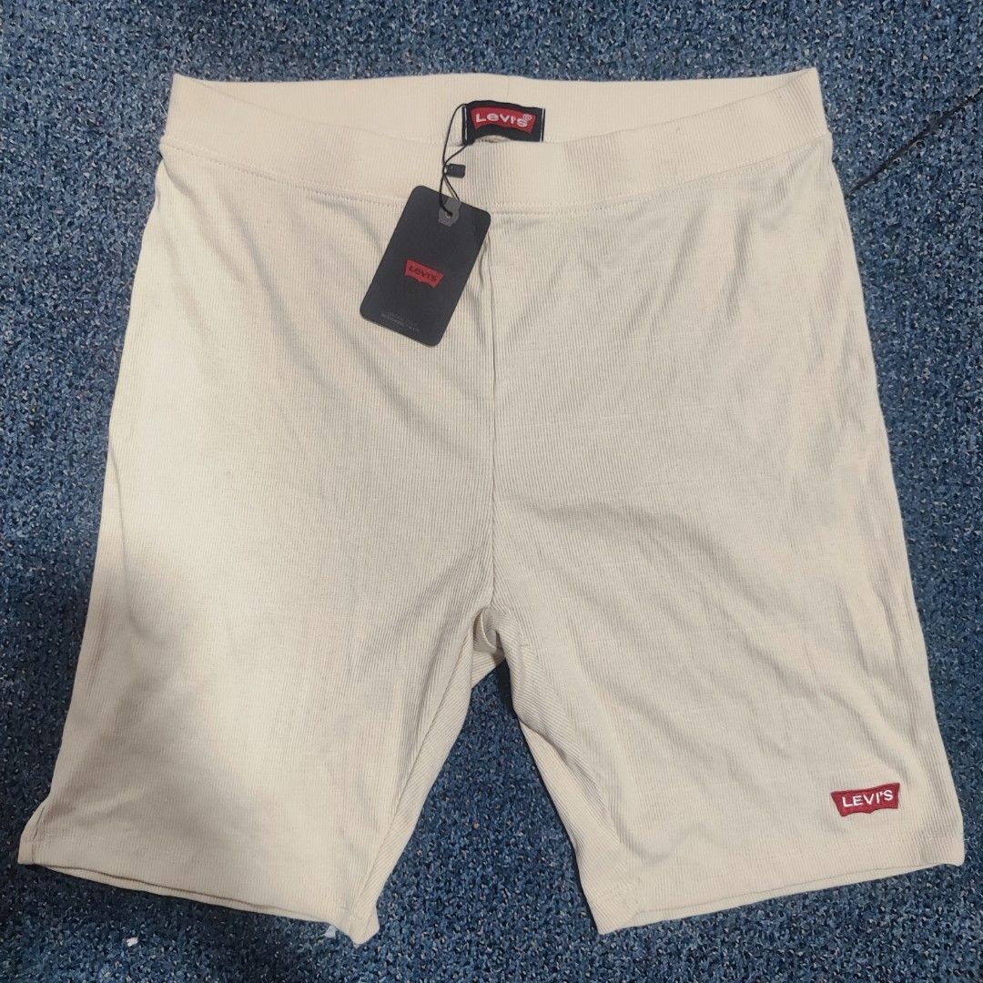 LEVI'S BIKER SHORTS XXL (Category: Activewear) located in Makati City. Submitted by jasdici (Listing ID 1437351993, Image 1). Description: xxl on tag 40-44 waist.