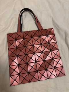 （分類：）位於 。 由 isabigaby 提交（商品編號 1437360163，圖片 1）。簡介： 。