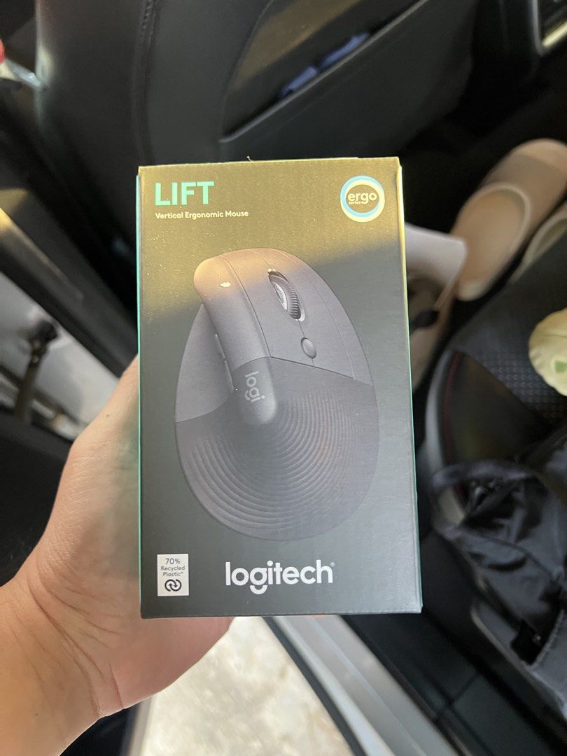 Logitech Lift Vertical Ergonomic Mouse (NEW)450837532293867520