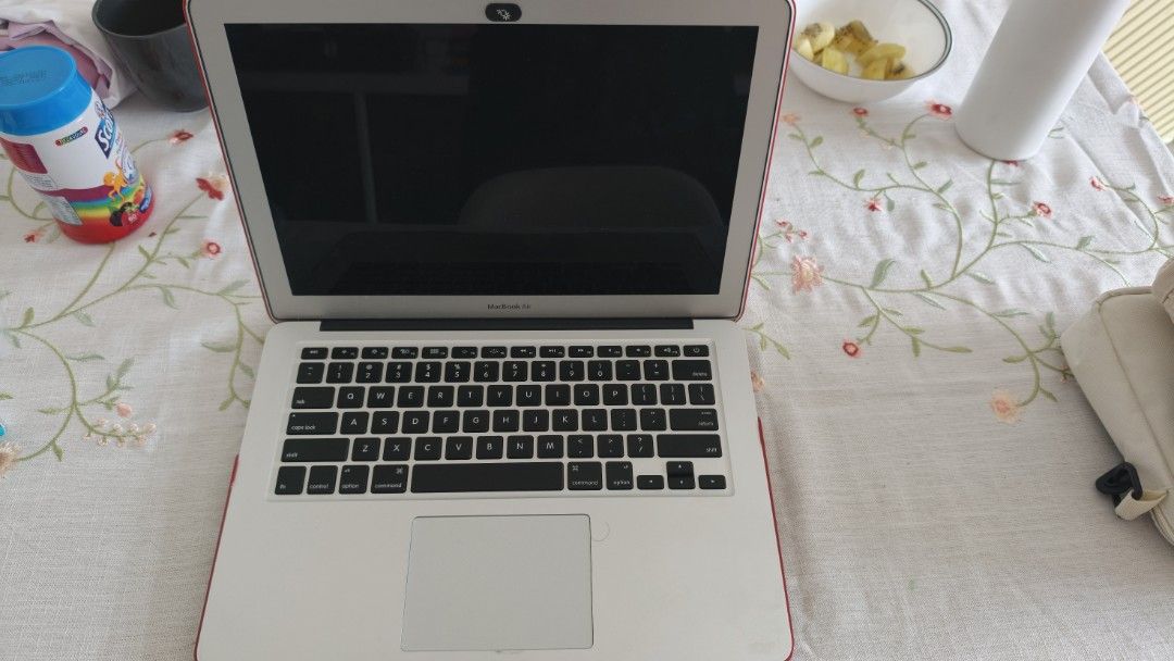 MAC BOOK AIR 2015451286197402357761