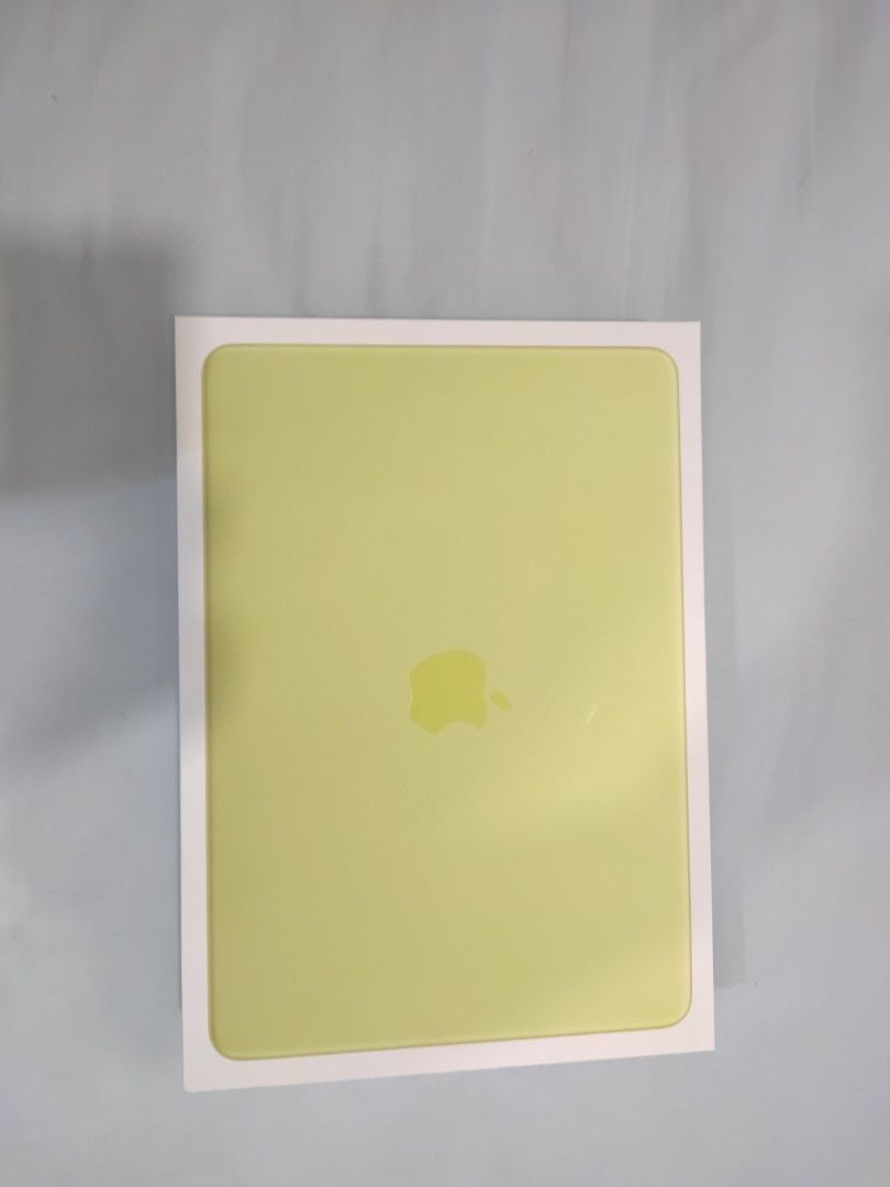 MacBook neo citrus451172597121699840