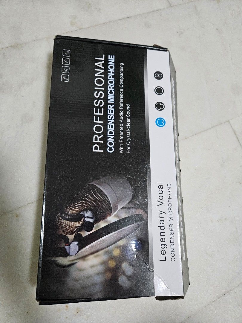 Microphone with stand451235381059921921