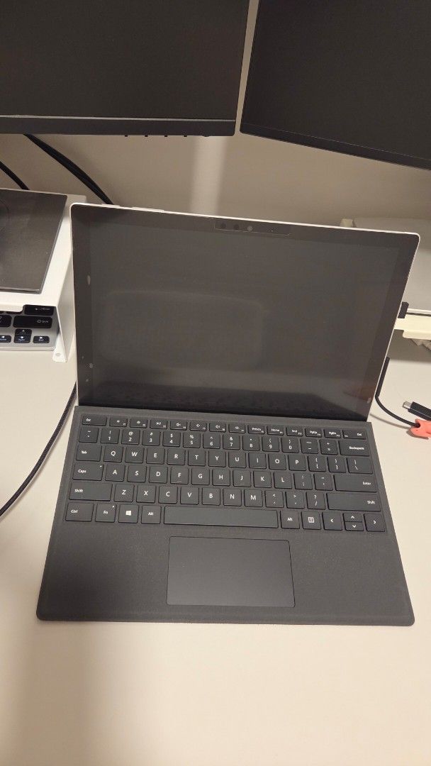 Microsoft Surface Pro 6 with Keyboard451412735800135680