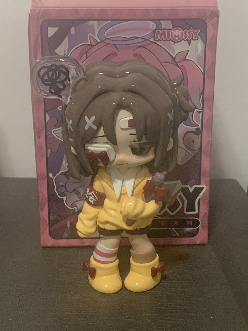 MiSSY Sweet Blind Box Figure (Category: Designer & Blind Box Toys) located in Manila. Submitted by pmangon04039 (Listing ID 1437342414, Image 1). Description: .