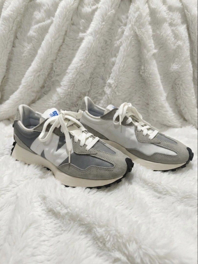 New Balance 327 (Category: Sneakers) located in Cainta. Submitted by anythingtodeclutter_ (Listing ID 1437233401, Image 2). Description: US 7 EUR 40, 💯 original no heel drag, used a couple of times, close to new in excellent condition one of my fave, hard to let go 🥺 📌 price is negotiable, but no lowball offers, please 🩶 kindly double-check your size before buying to avoid confusion, please! 🩶 expect some signs of usage since these are prelo