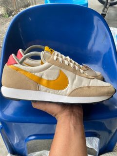 (Category: ) located in . Submitted by s3_sneakershirtstore2.0 (Listing ID 1437311271, Image 1). Description: .