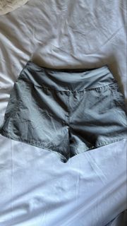 (Category: ) located in . Submitted by chelleclothes (Listing ID 1437302336, Image 1). Description: .