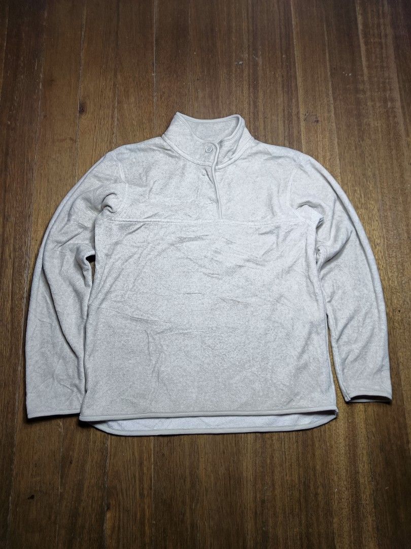Muji Fleece Pullover Sweater medium women's (Category: Coats, Jackets and Outerwear) located in Mandaluyong City. Submitted by heatgear (Listing ID 1437351787, Image 1). Description: - Nike fleece pullover sweater - Size: M - High collar - Partial button-up closure - Long sleeves - Material: Polyester - Color: Neutral - Versatile for layering dimension L 25 w 19 480 + sf location mandaluyong.