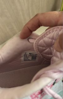 (Category: ) located in . Submitted by roses111111 (Listing ID 1437377201, Image 1). Description: .
