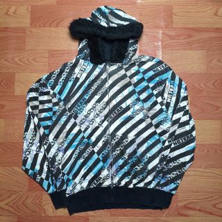 (Category: ) located in . Submitted by erwheen (Listing ID 1437250522, Image 1). Description: .