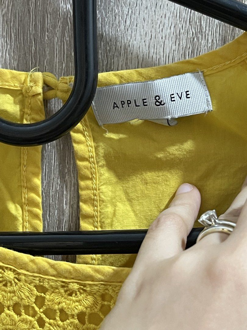 Office blouse yellow positive color (Category: Blouses) located in Pasig City. Submitted by scorpiopicks (Listing ID 1437318578, Image 2). Description: .