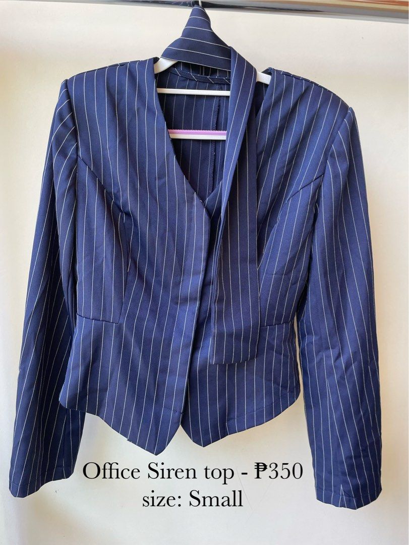 Office Siren Top with Scarf (Category: Coats, Jackets and Outerwear) located in Manila. Submitted by sheisdecluttering (Listing ID 1437281987, Image 1). Description: Used once only Size small With scarf No flaws.