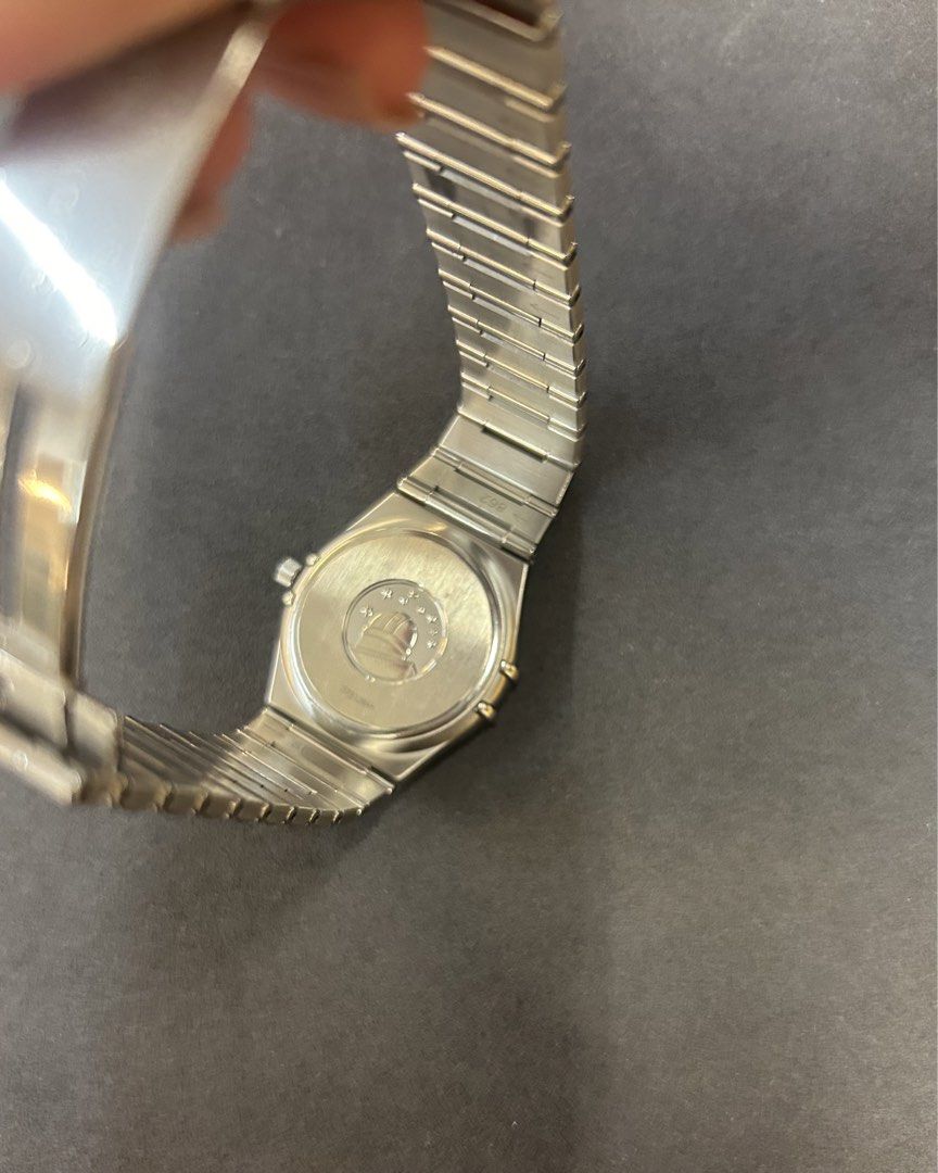 Omega Constellation Watch (Category: Luxury Watches) located in Cagayan de Oro. Submitted by sumthinsumthingz (Listing ID 1437295924, Image 3). Description: Vintage Omega Constellation Quartz - Reference 396.1201 White dial Case Diameter: 34mm Steel bracelet Unpolished Complete links Date display at 3 o’clock Stainless steel case Clasp closure Omega logo on the back Includes original International Warranty card (Dated 2001), operating instruction