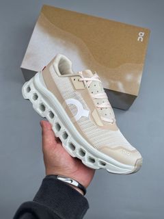 (Category: ) located in . Submitted by khai.uasneakers (Listing ID 1437376527, Image 1). Description: .