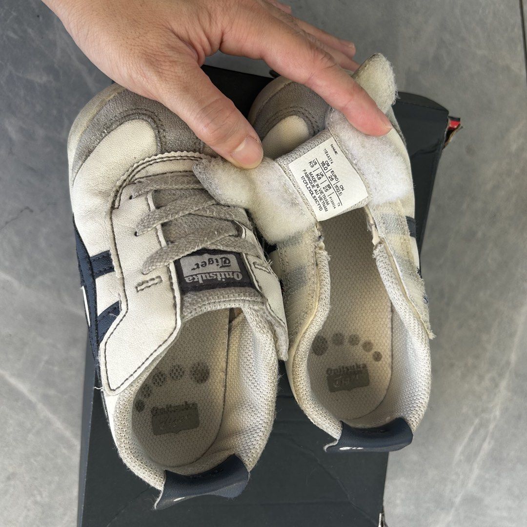 Onitsuka Tiger Kids Shoes (Category: Babies & Kids Fashion) located in Las Pinas. Submitted by elliestreasures (Listing ID 1437264140, Image 3). Description: - Onitsuka Tiger kids shoes - Color: White, grey, and navy blue - Velcro strap closure - US size K9 - Bought in Japan.