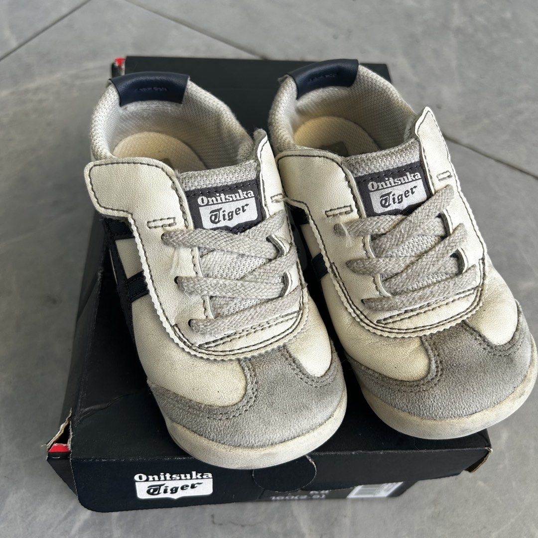 Onitsuka Tiger Kids Shoes (Category: Babies & Kids Fashion) located in Las Pinas. Submitted by elliestreasures (Listing ID 1437264140, Image 1). Description: - Onitsuka Tiger kids shoes - Color: White, grey, and navy blue - Velcro strap closure - US size K9 - Bought in Japan.