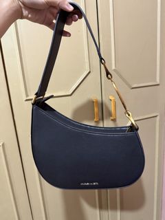 (Category: ) located in . Submitted by rjl.apparel (Listing ID 1437254921, Image 1). Description: .