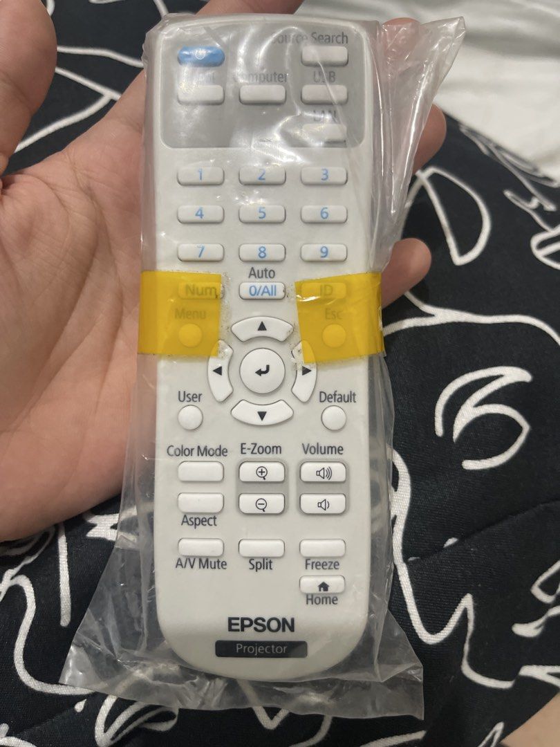 Original Laser Projector Remote (Category: Projectors) located in Makati City. Submitted by nerrizzamanalo (Listing ID 1437287221, Image 1). Description: SRP 1000 Selling price 500 pesos only Original.