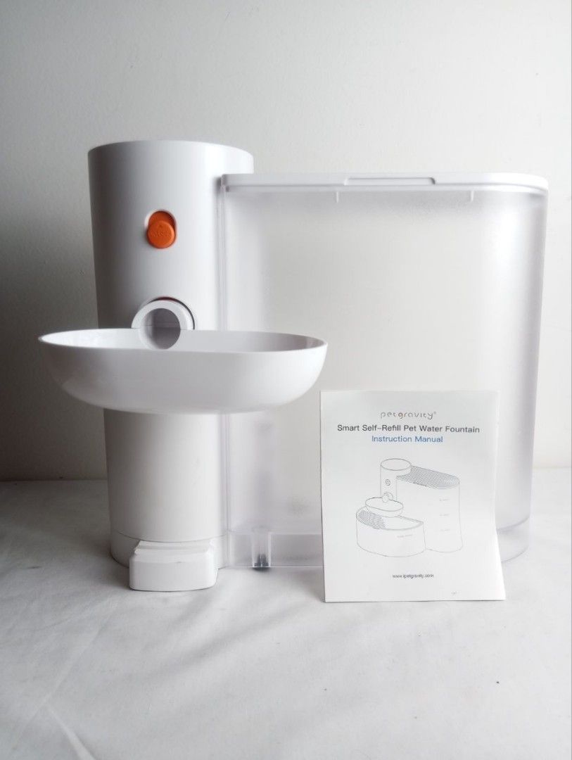 Pet Gravity Smart Pet Water Fountain (Category: Homes & Other Pet Accessories) located in Baguio. Submitted by mclilospantry (Listing ID 1437228515, Image 1). Description: - Pet Gravity Smart Pet Water Fountain - Adjustable Water Volume: - 80ml - 100ml - 120ml - Time Interval Settings: - 6 hours - 4 hours - 8 hours - Features: - Clean Water Function - Waste Water Function - Includes Instruction Manual.