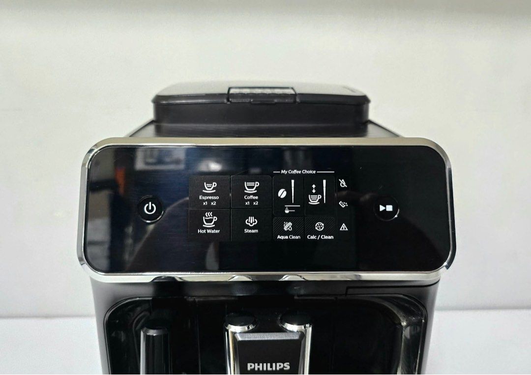 Philips Espresso Coffee Machine (Category: Coffee Machines & Makers) located in Taytay. Submitted by mikz_1303 (Listing ID 1437398533, Image 2). Description: Philips Series 2200 Fully Automatic Espresso Machine Australia mall pull out Used as demo unit 220v No box All function is working No issue 20k.