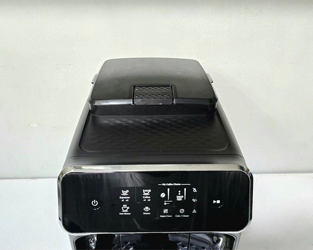 Philips Espresso Coffee Machine (Category: Coffee Machines & Makers) located in Taytay. Submitted by mikz_1303 (Listing ID 1437398533, Image 3). Description: Philips Series 2200 Fully Automatic Espresso Machine Australia mall pull out Used as demo unit 220v No box All function is working No issue 20k.