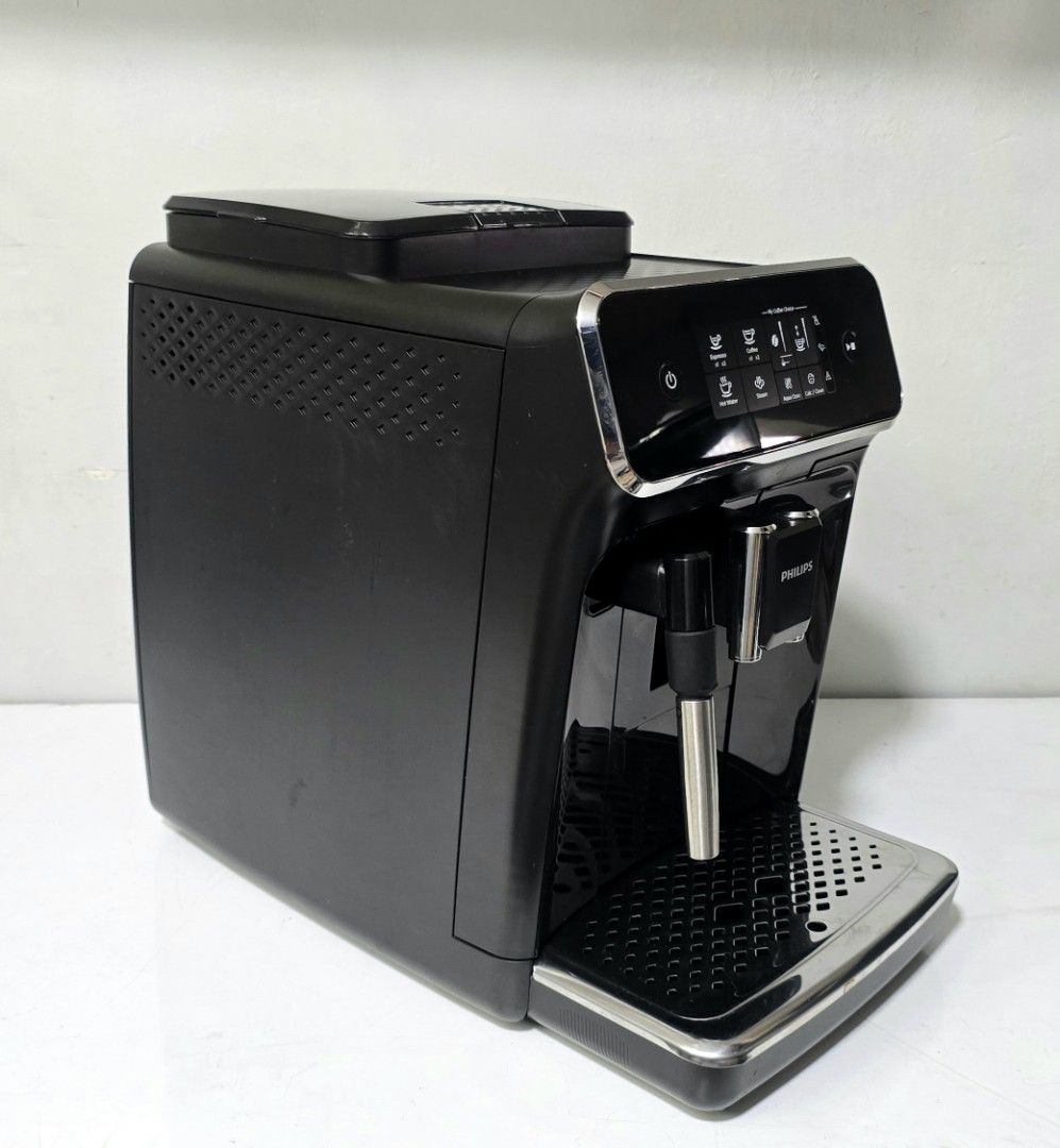 Philips Series 2200 Fully Automatic Espresso Machine (Category: Coffee Machines & Makers) located in Rizal. Submitted by potato_corner (Listing ID 1437393271, Image 3). Description: Philips Series 2200 Fully Automatic Espresso Machine Australia mall pull out Used as demo unit 220v No box All function is working No issue 20k.