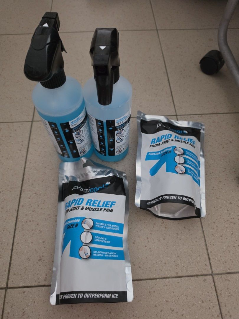PhysiCool bundle (Category: Medical Supplies & Tools) located in Singapore. Submitted by curio3 (Listing ID 1429683953, Image 1). Description: 1 Brand new sealed physiocool bandage and recharge spray set 1 Used set. bandage size B expiry 2029 fresh and far expiry. buy with confidence take all for $50.