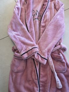 (Category: ) located in . Submitted by glimpseofsunshine (Listing ID 1437349964, Image 1). Description: .